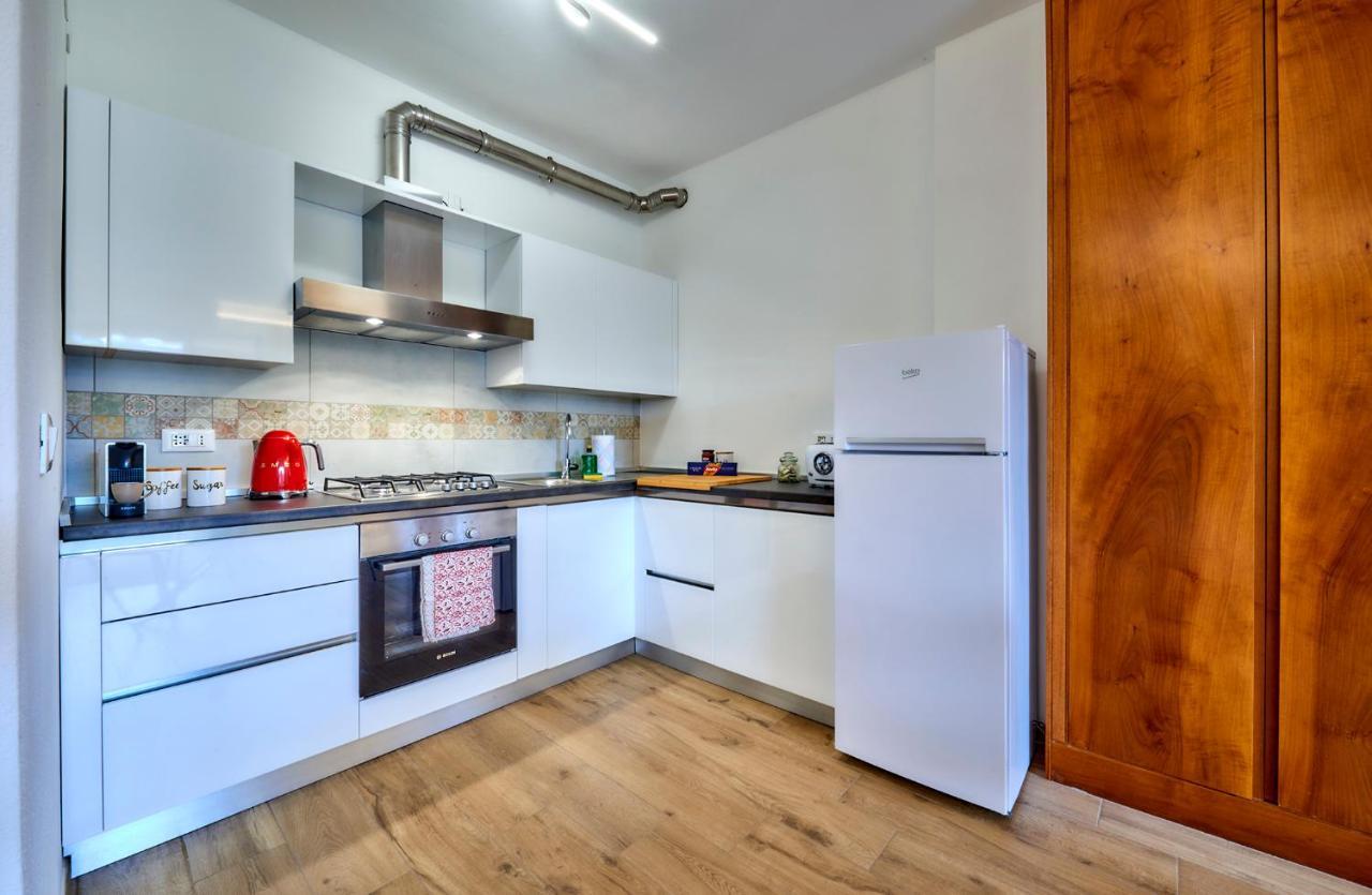 La Casa Di Lucia Apartment Lierna Bagian luar foto