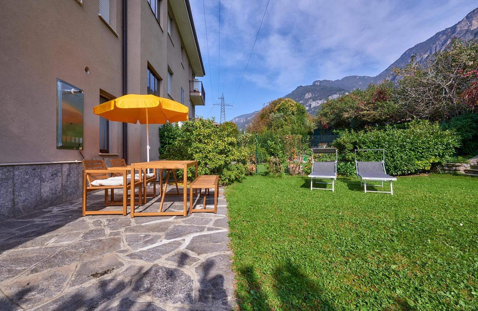 La Casa Di Lucia Apartment Lierna Bagian luar foto